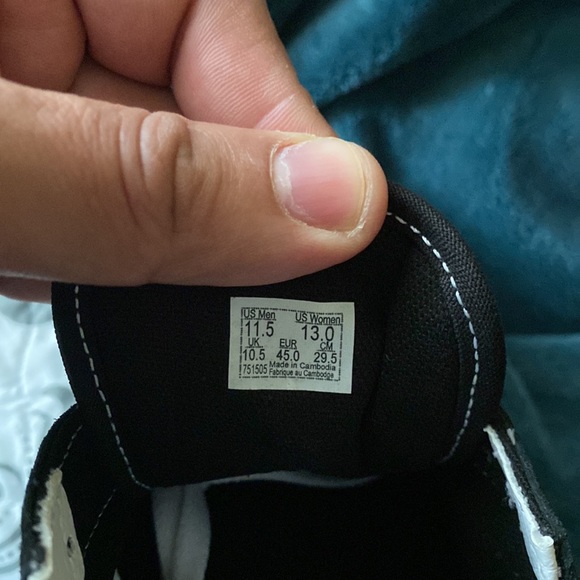 Vans off the wall - Picture 3 of 3